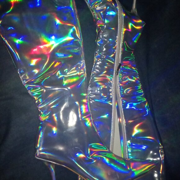 AZALEA WANG" THE ECLIPSE " HOLOGRAPHIC BOOT ( BRAND NEW !!!!!!!! - Picture 6 of 7